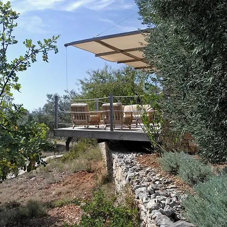 Adelphia Alónnisos