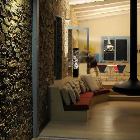 Adelphia Villa *