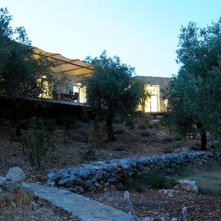 Villa Adelphia